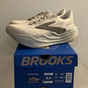 Brooks Glycerin Max “Almond/Peach”